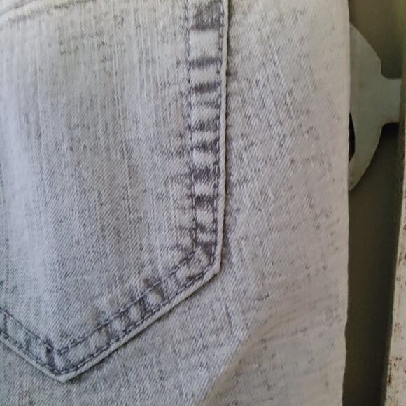 City Streets Junior Skinny Leg Denim Jeans in Gray Washed - Picture 5 of 7